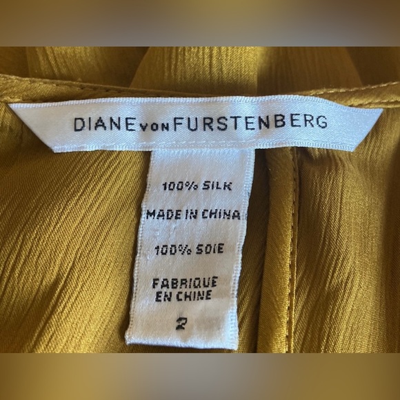 DVF Ayla 100% Silk Blouse - Picture 6 of 7